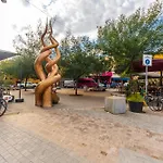 The Funky By Pikhost דירה טיראנה