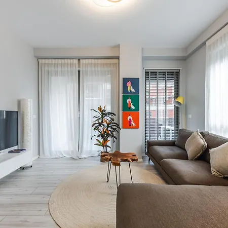 The Funky By Pikhost Apartman
