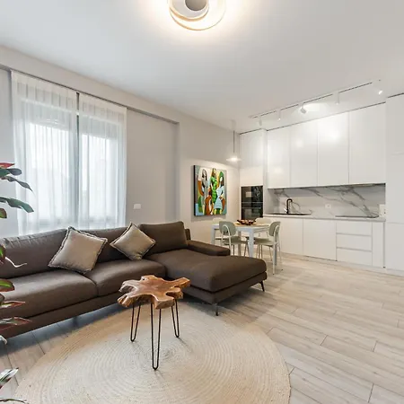 The Funky By Pikhost Apartman Tirana