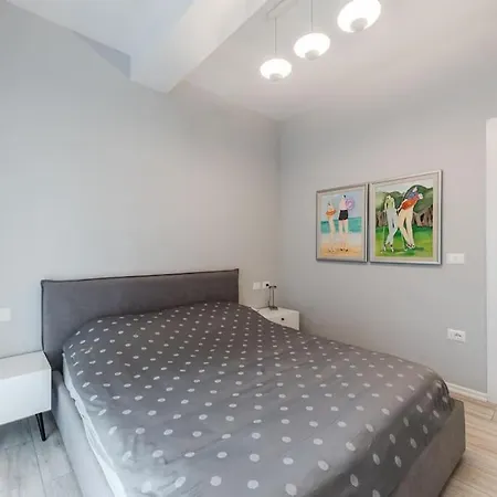 The Funky Apartment *