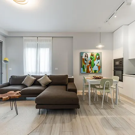 The Funky By Pikhost Apartamento Tirana